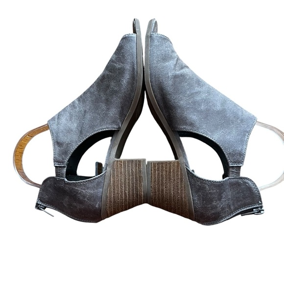 Carlos by Carlos Santana Della Ankle Boots Women's 9M Suede Heel Tan Zip Buckle - Picture 5 of 9